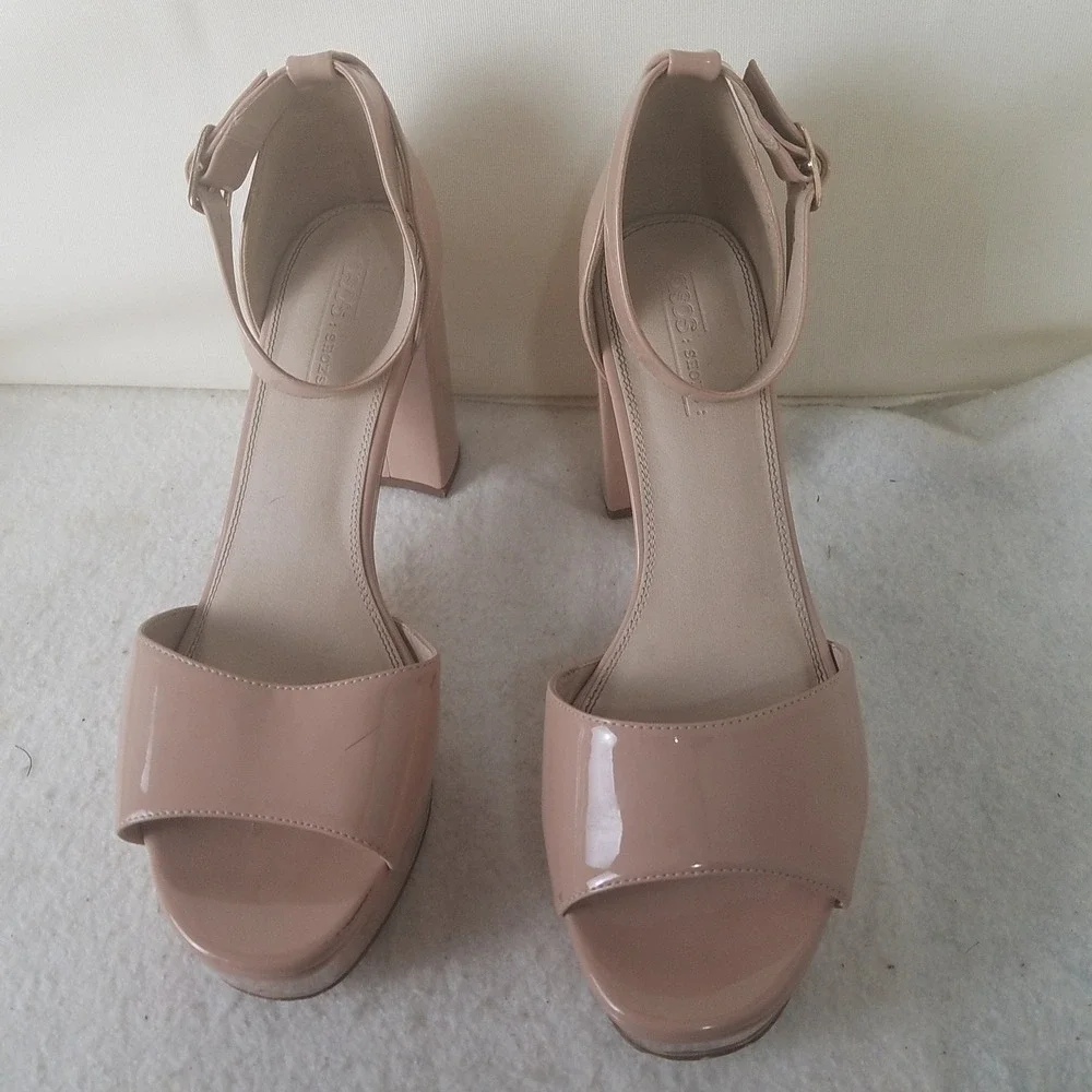 Asos Nude Patent Platform Chunky Heel Ankle Strap Sandals‎ Women's 9